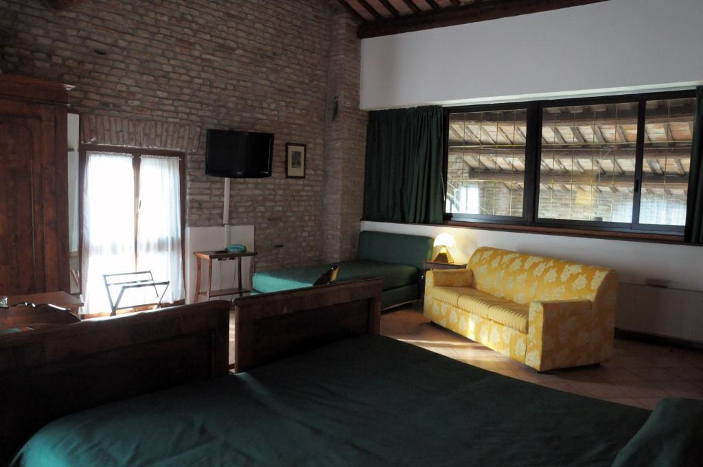 Agriturismo-R&B Corte Dei Gioghi Ferrara Habitación foto